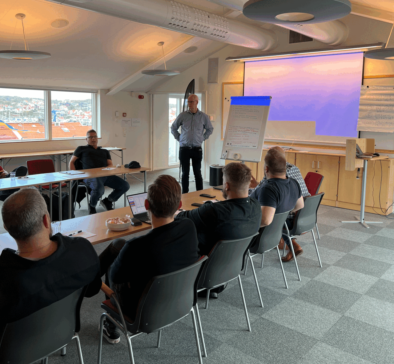 Intercut utbildar och bygger team